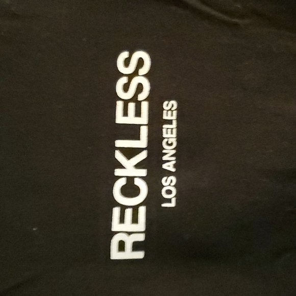 Y&R t-shirt. Men's small - Picture 5 of 6